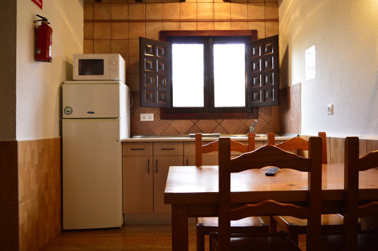 Camping El Pinajarro Hervas Bagian luar foto